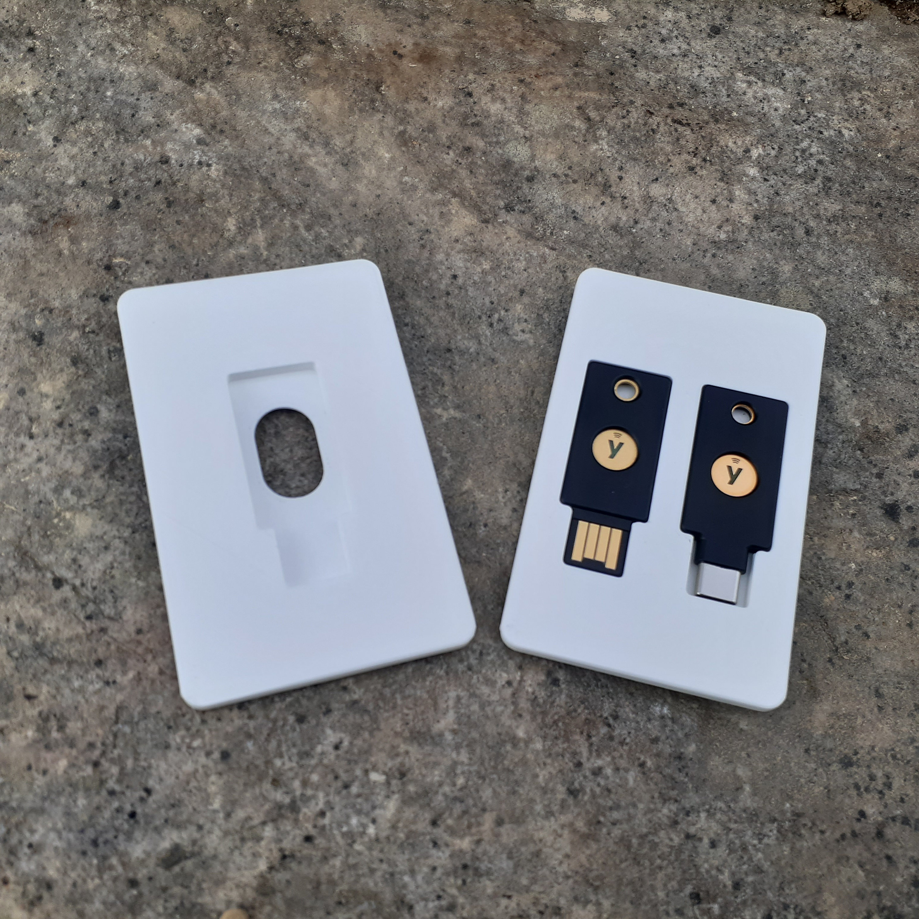 Yubikey 5/5C NFC Card Holder (single and Dual Token Options