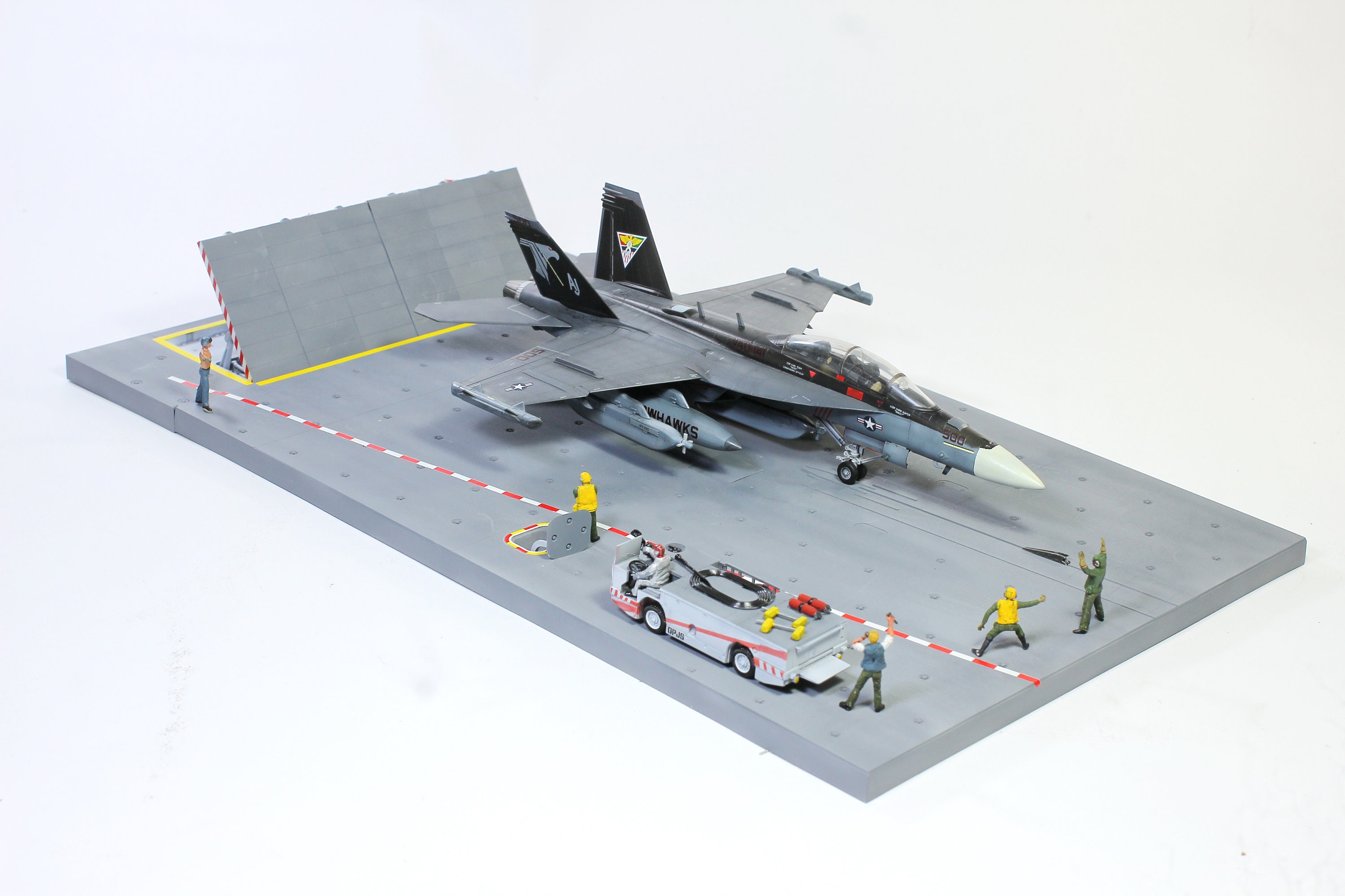 手作り 1:72 アメリカ海軍 空母デッキ ジオラマベース - Etsy 日本