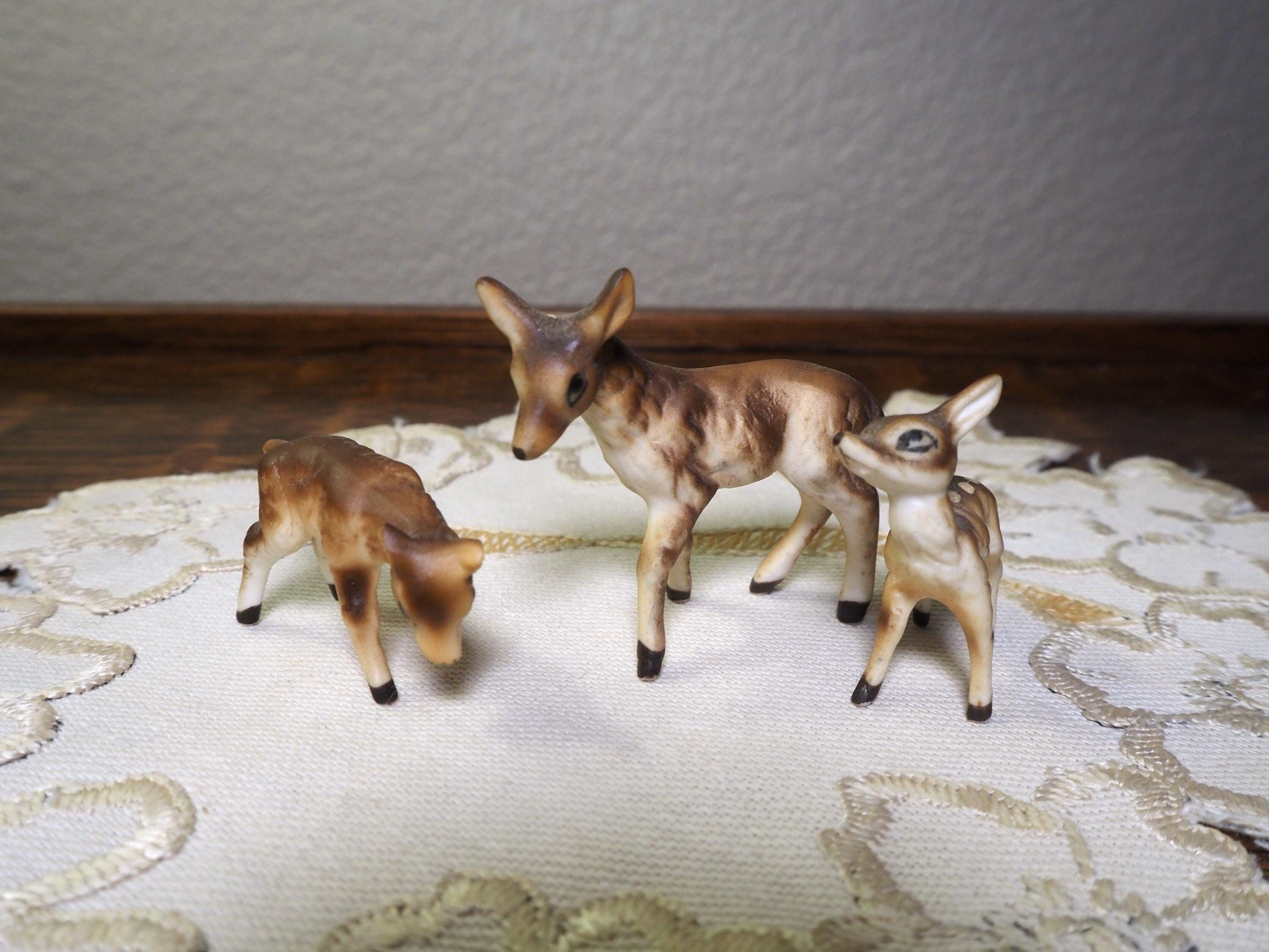 ヴィンテージ ミニチュア 鹿 ボーンチャイナ フィギュア 3 体セット 雌