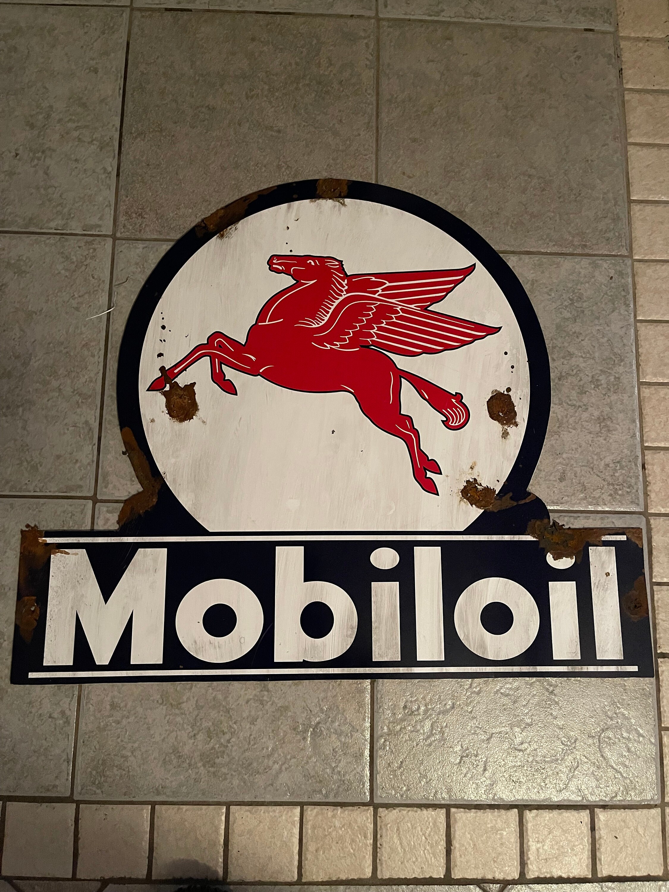 Mobil pegasus sign - Etsy 日本