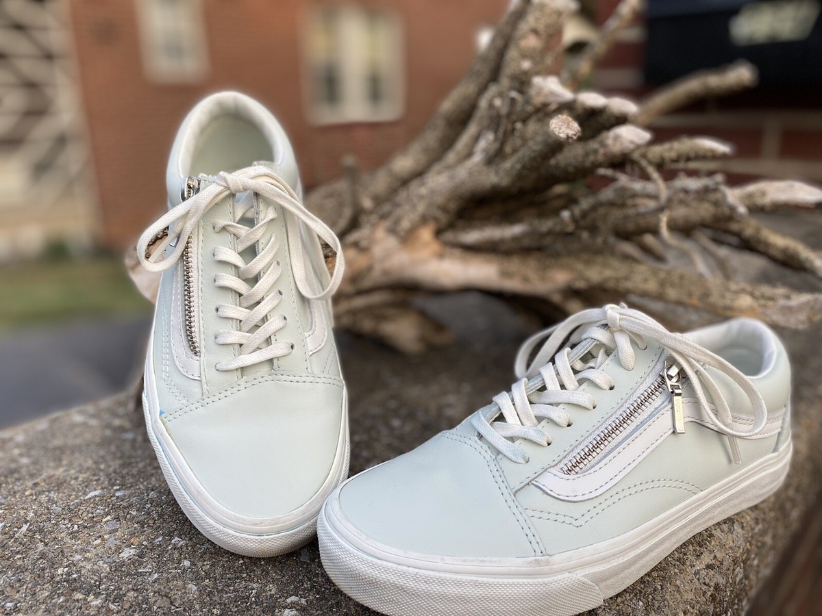 VANS MINT GREEN OLD SKOOL ZIPPER LEATHER SNEAKERS MENS US 6 WOMENS