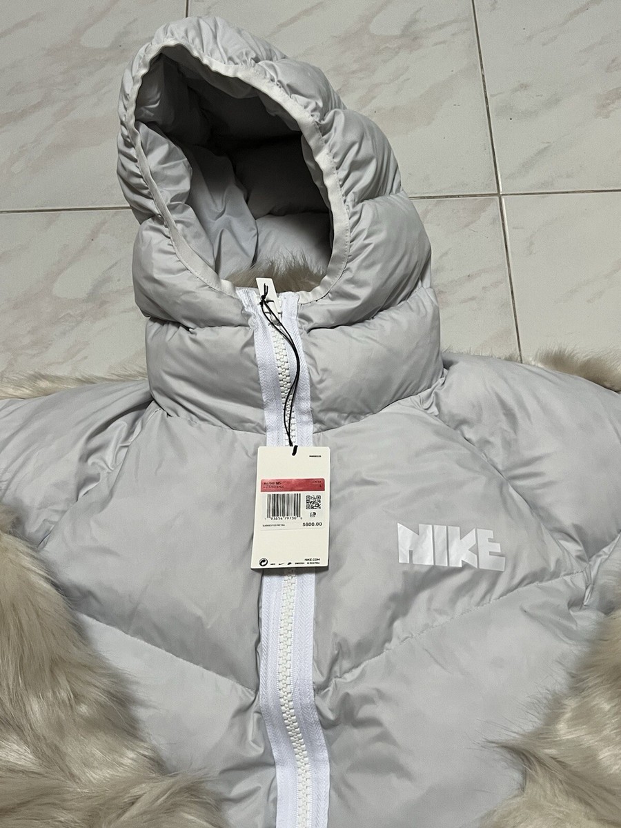 Sacai x Nike Women L $600 800 Fill Down Zip Hooded Puffer Fur