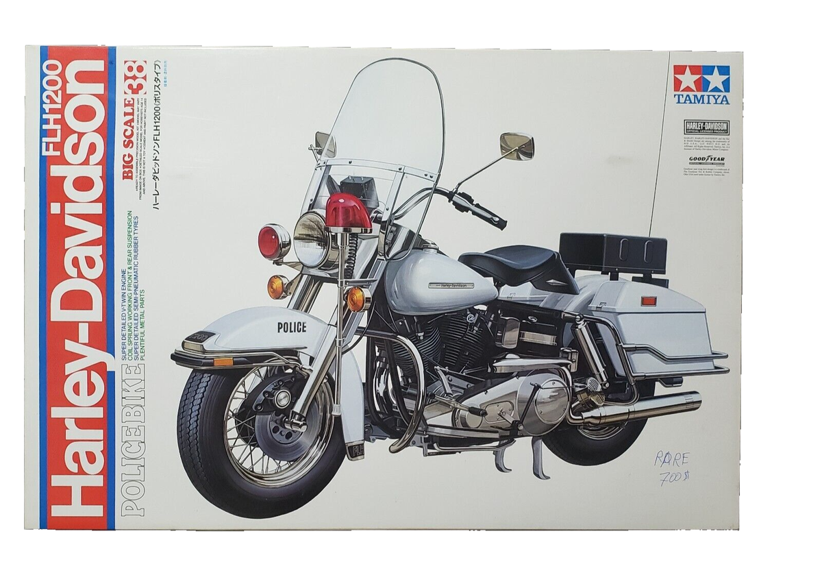 NEW TAMIYA 16038 1/6 Harley Davidson FLH1200 POLICE BIKE OPEN BOX