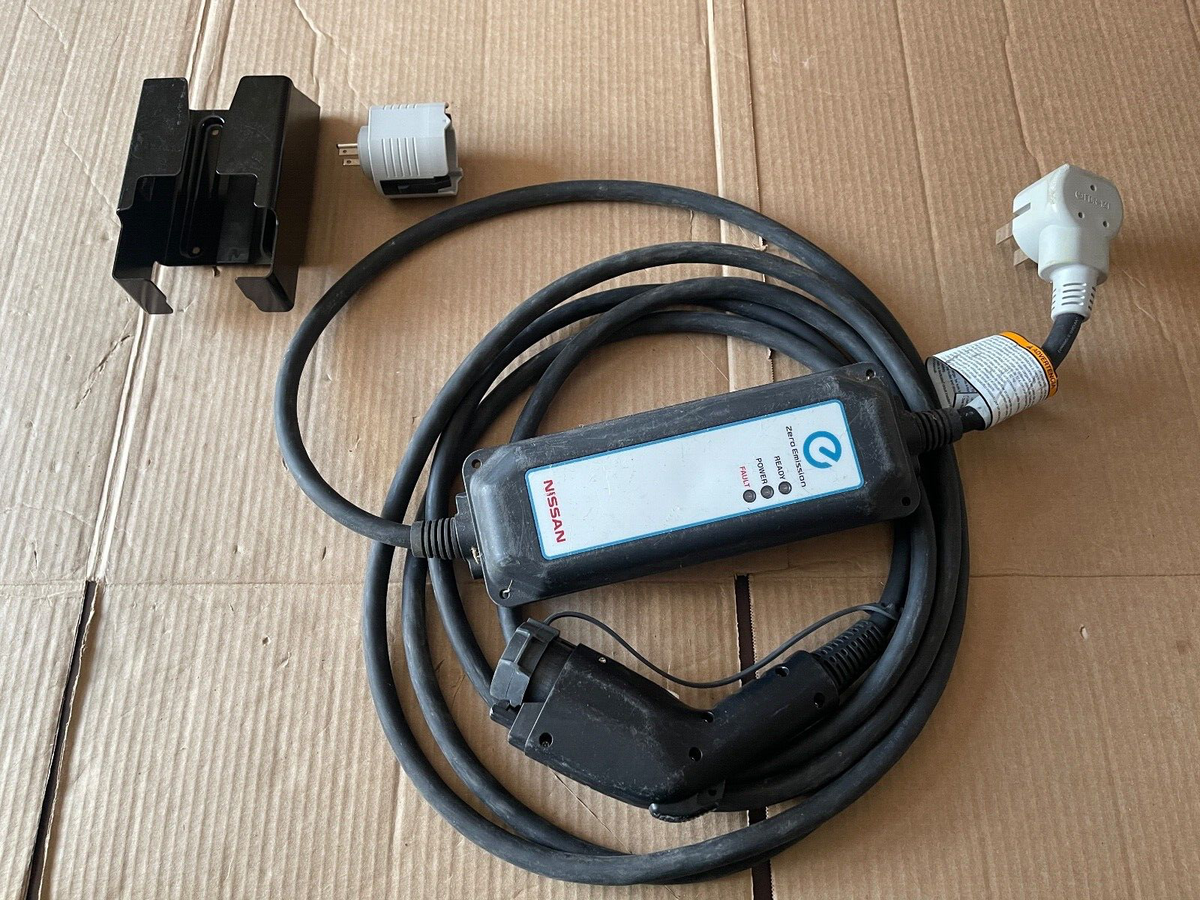 Nissan Leaf EV Charger CE-JN27N0AD 296900 3xbe Zero Emission OEM