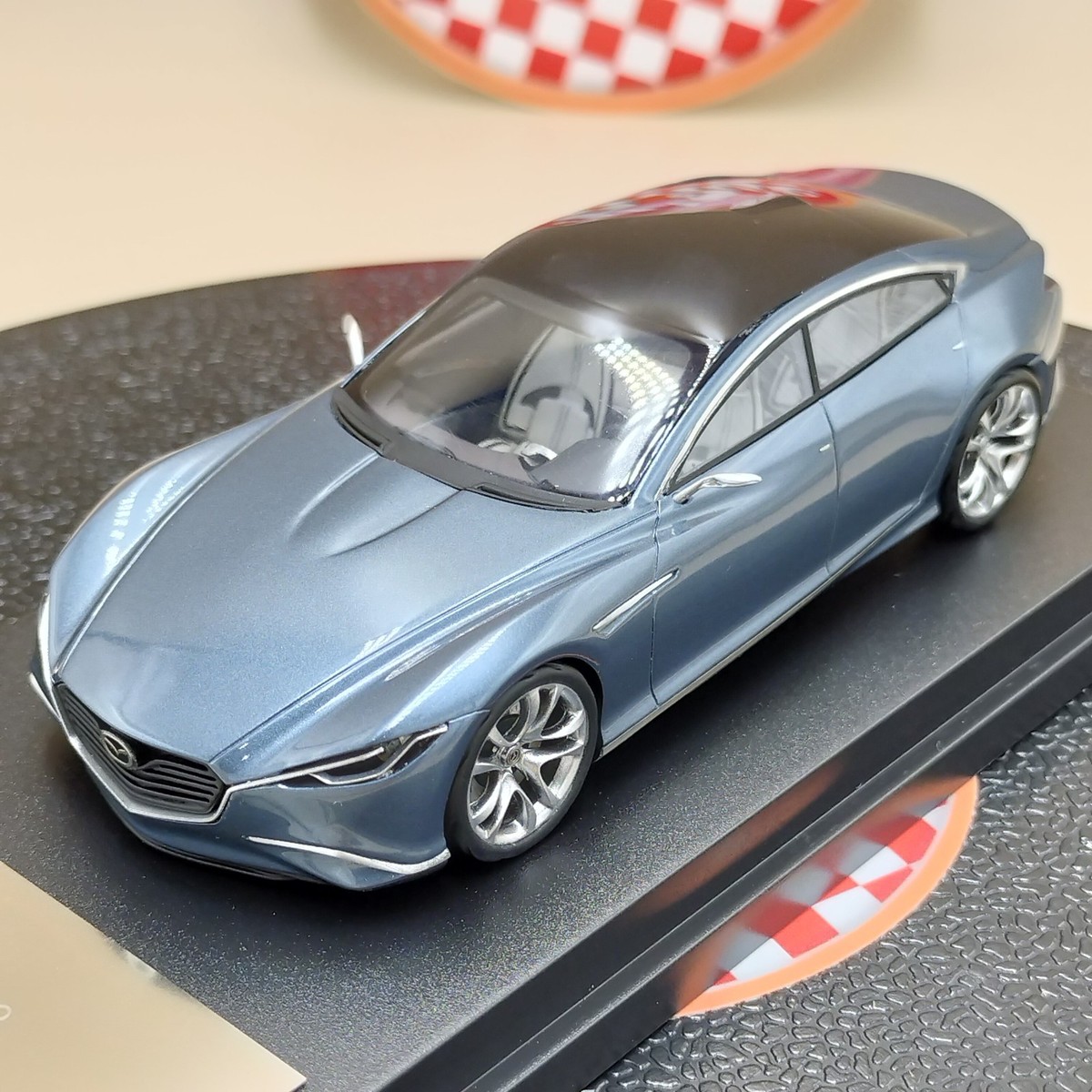 Hi-Story 1/43 MAZDA SHINARI 2010 HS049 Los Angeles Auto Show