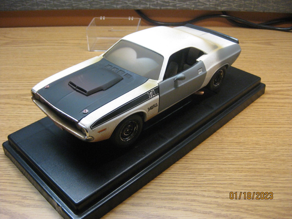 ワイルドスピード1970 Dobge challenger 1/18開封済 1970 DODGE