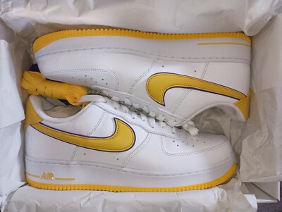 Air Force 1 Low Retro QS Kobe Bryant White/Varsity Maize FZ1151
