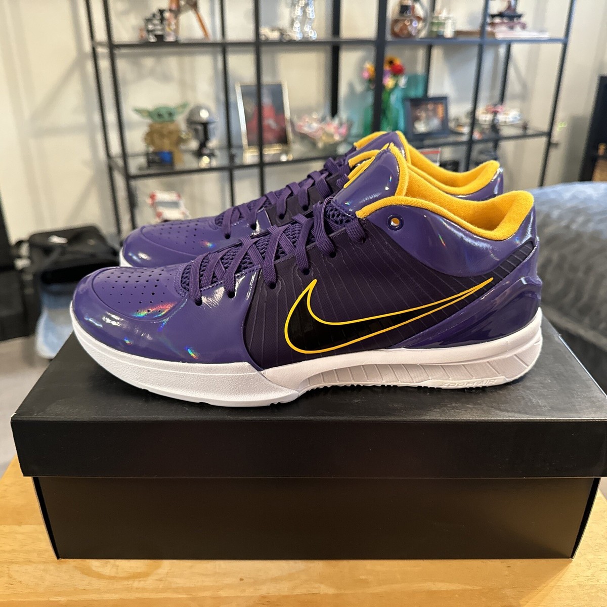 Nike Undefeated x Kobe 4 Protro Court Purple Size 11 CQ3869-500 DS