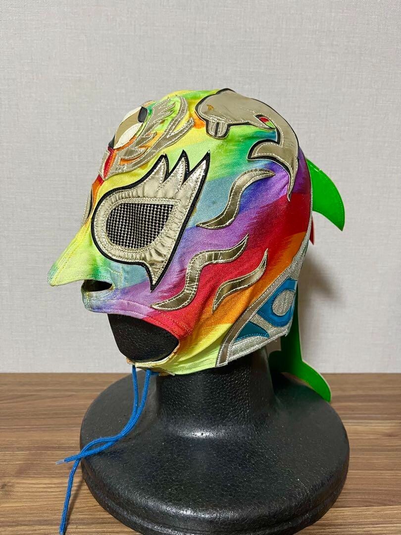 SUPER CACAO(NOSAWA論外) Autographed Mask. SUPER CACAO(NOSAWA論外