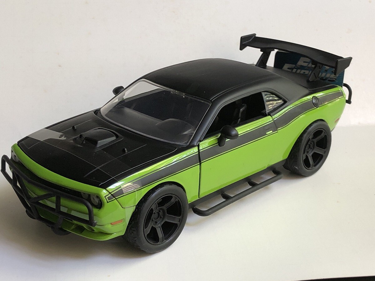 JADA FAST AND FURIOUS LETTY'S DODGE CHALLENGER SRT8 GREEN 1:24 NEW