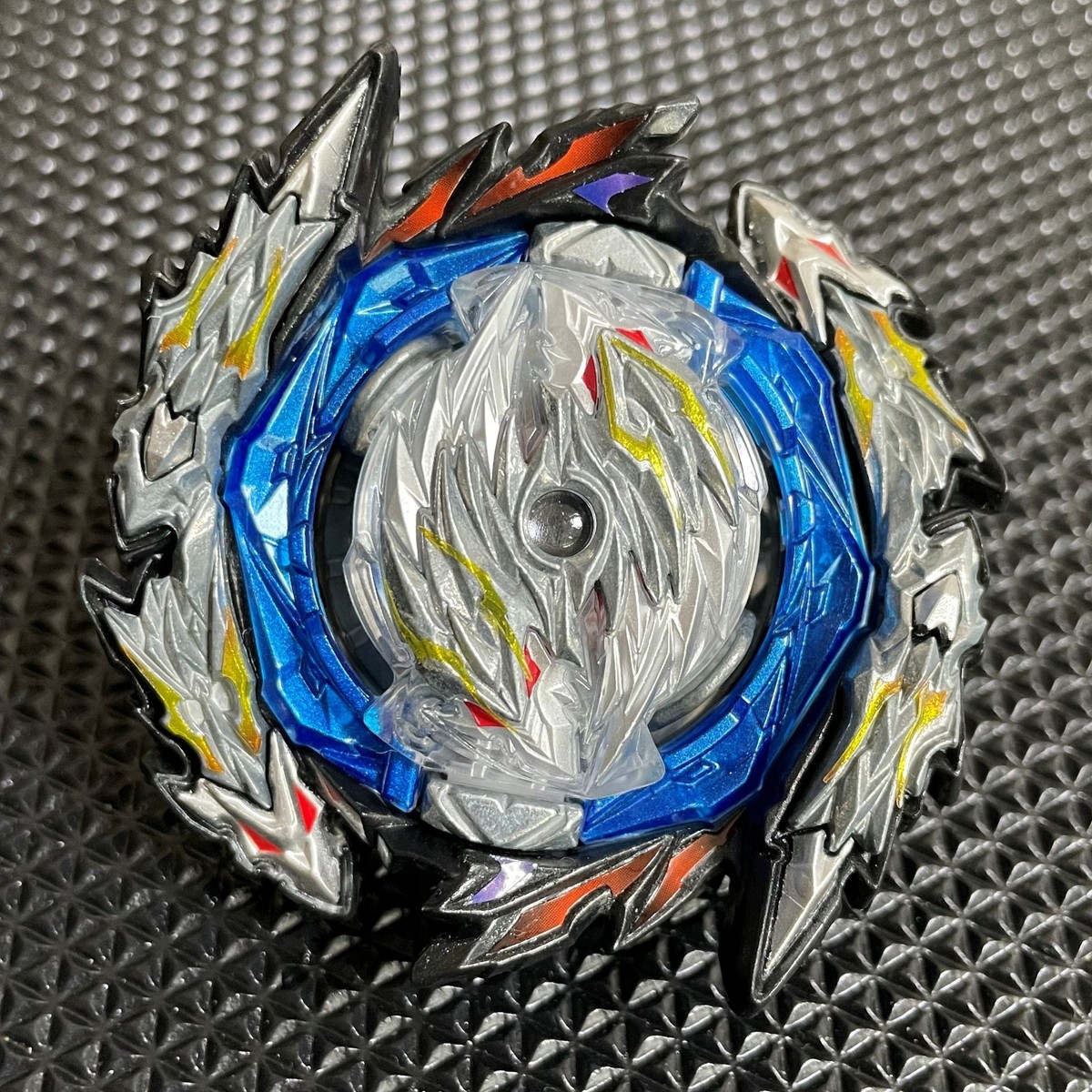 Beyblade Burst B-189 Guilty Longinus.Kr.MDs-2 Black Very Good