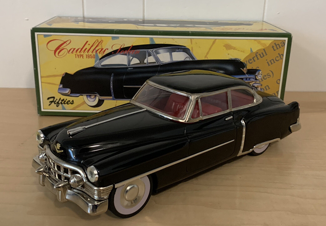 Fifties Type 1950 - Cadillac Sedan Friction Model Car - Japan