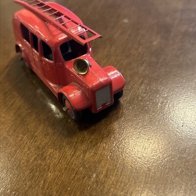 DINKY TOYS Meccano England original 1948 LEYLAND FIRE ENGINE