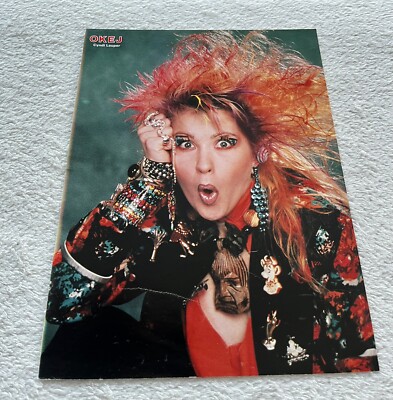CYNDI LAUPER 1986 Clipping Poster 1980s Swedish magazine Okej