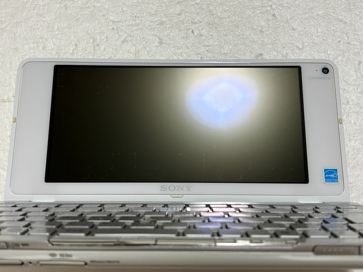 Sony Vaio Type P VGN-P70H White Atom Z520 RAM 2GB Windwos Vista