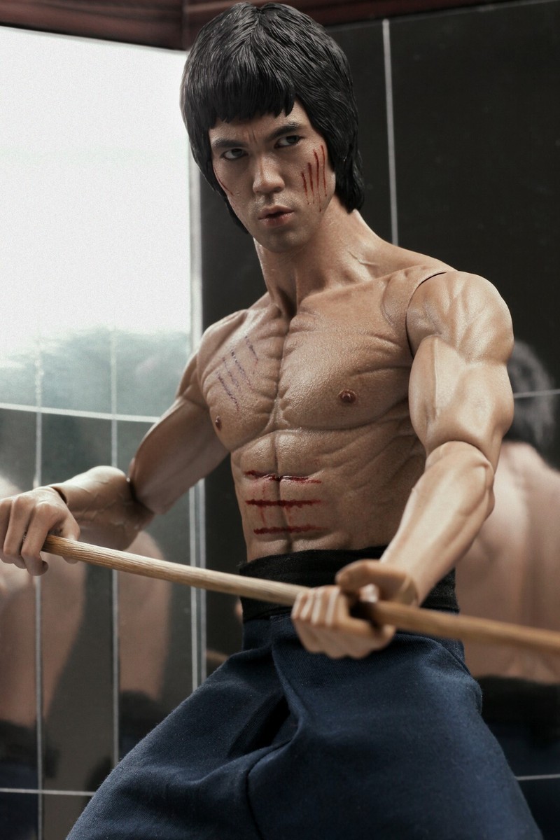 Hot Toys DX04 Bruce Lee Enter the Dragon 1/6 scale figure w/box