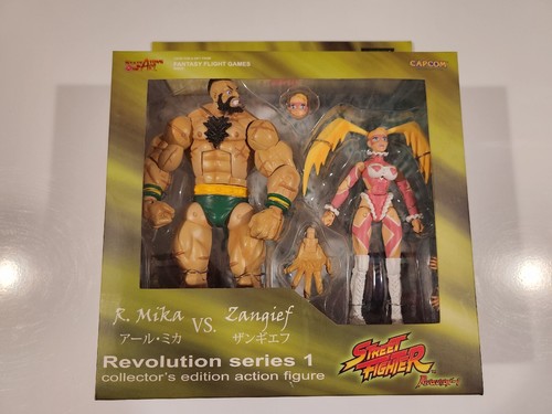 Street Fighter Revolution Series 1- ZANGIEF vs. R. MIKA 2 pack