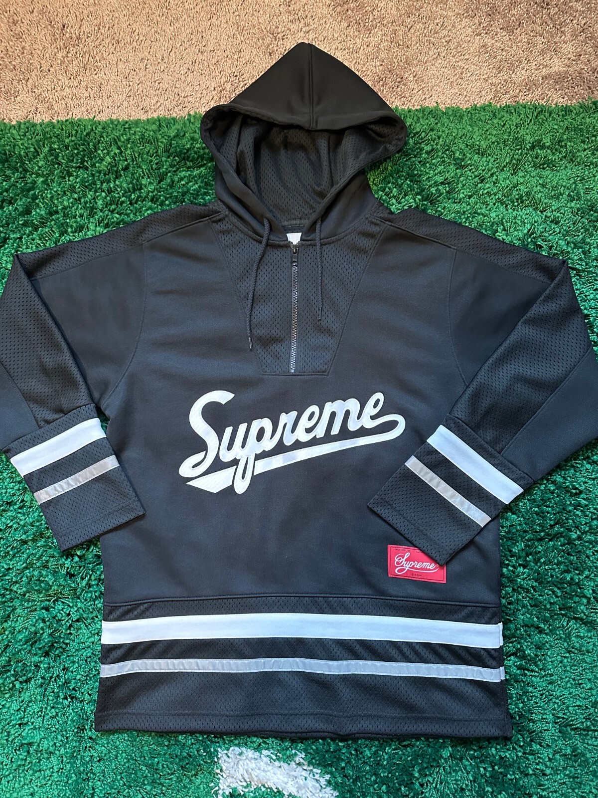 NEW Supreme FW16 Script Logo Hockey Jersey Hoodie - Black - Size