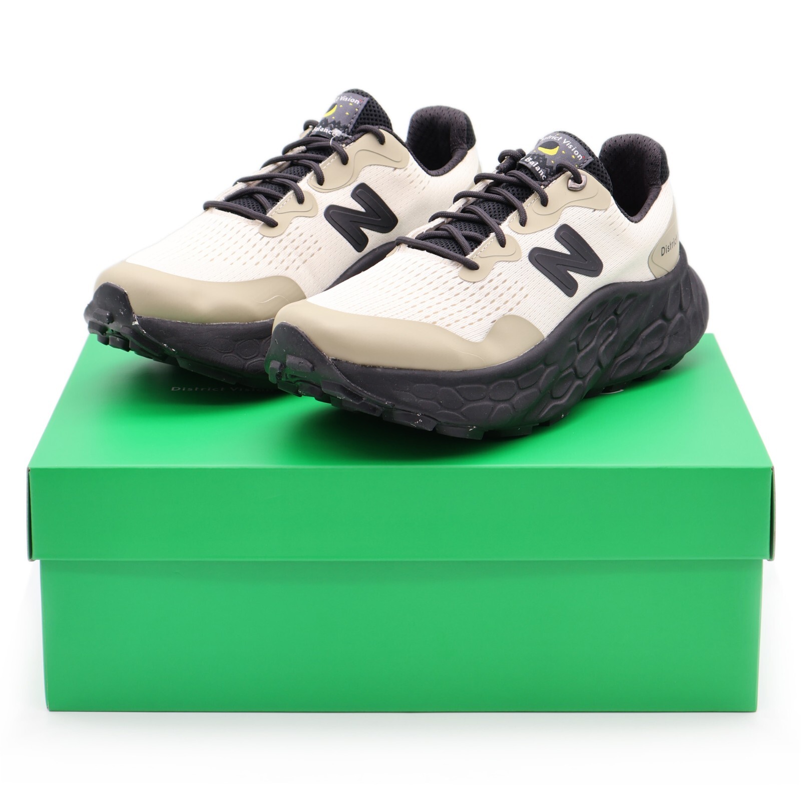 MTMORNDT District Vision New Balance Fresh Foam X More Trail Grey