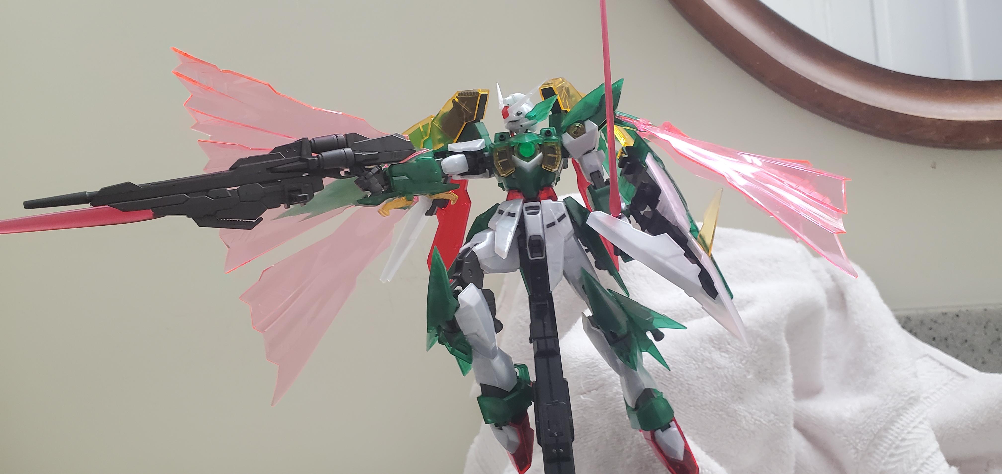 MG ガンダムフェニーチェリナーシタ（クリアバージョン） : r/Gunpla