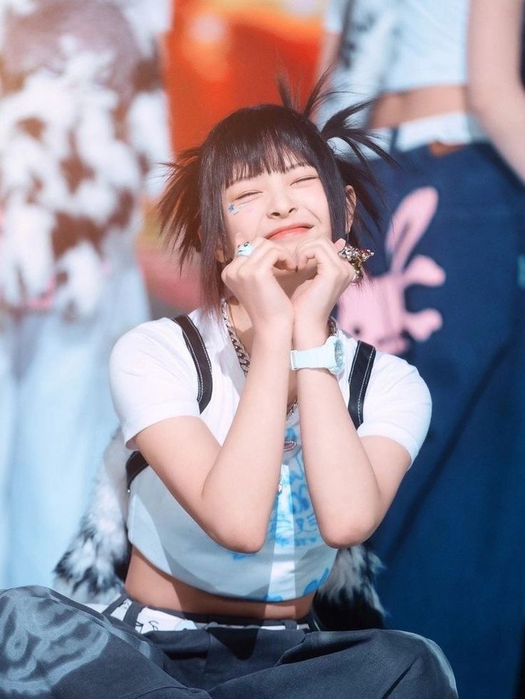 NEWJEANS HANNI (하니) (@newjeans__hanni) • Instagram photos and videos