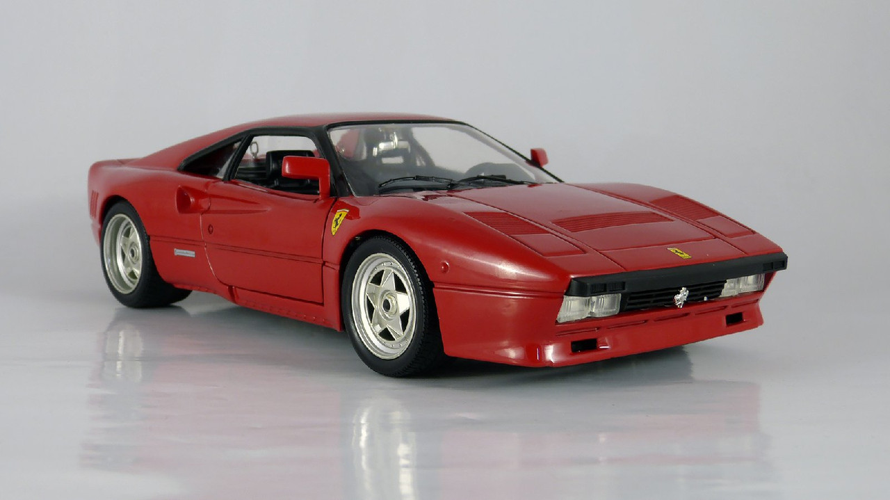 1:18 Hot Wheels Ferrari 288 GTO (1984) | DiecastXchange Forum