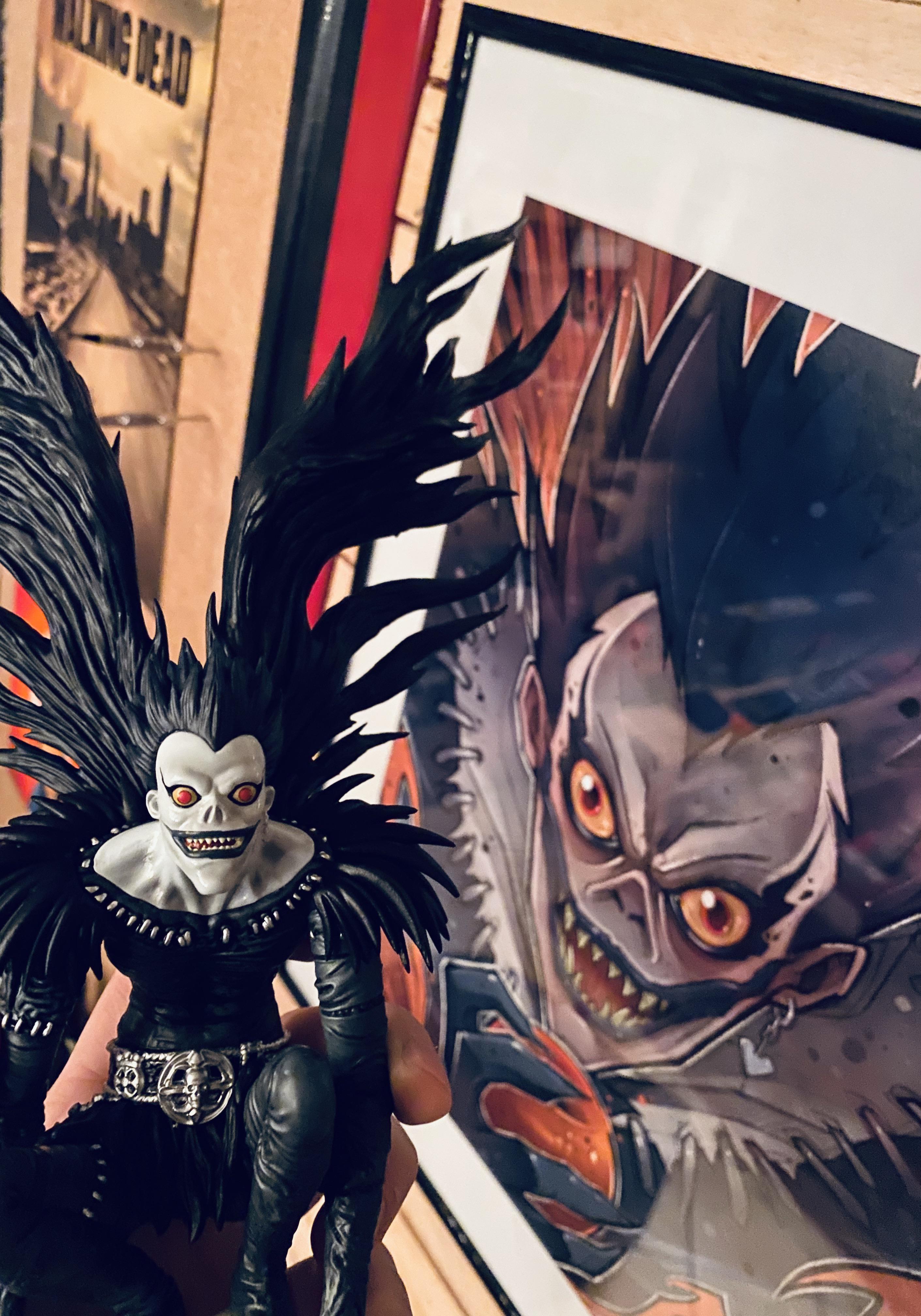 初めてのデスノートのアクションフィギュア、すごい！リューク！ : r