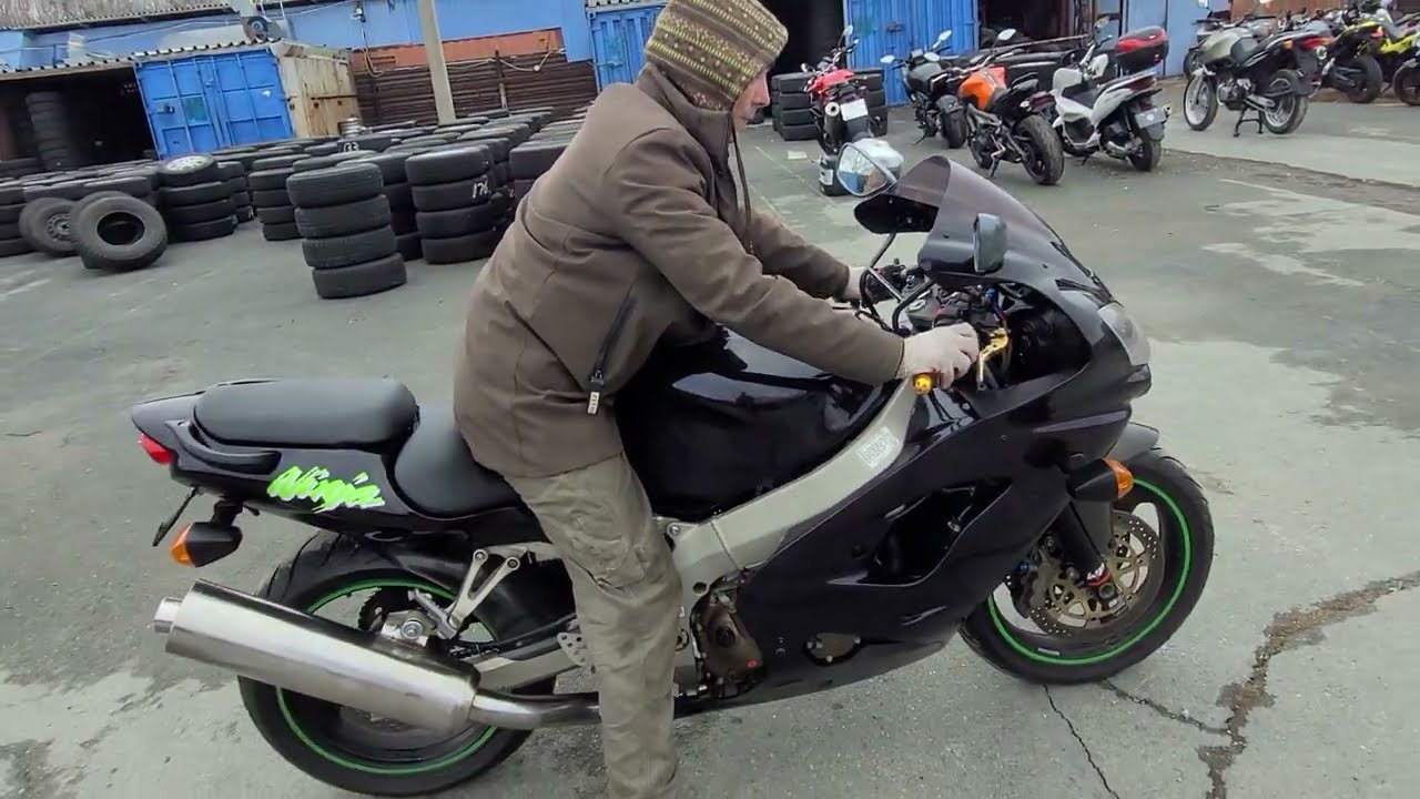 KAWASAKI ZX 9R - JKAZX2E13YA004852 - YouTube