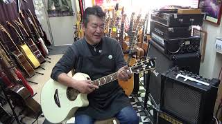 YAMAHA APX-1000PW 美しいパールホワイトのエレアコ！ - YouTube