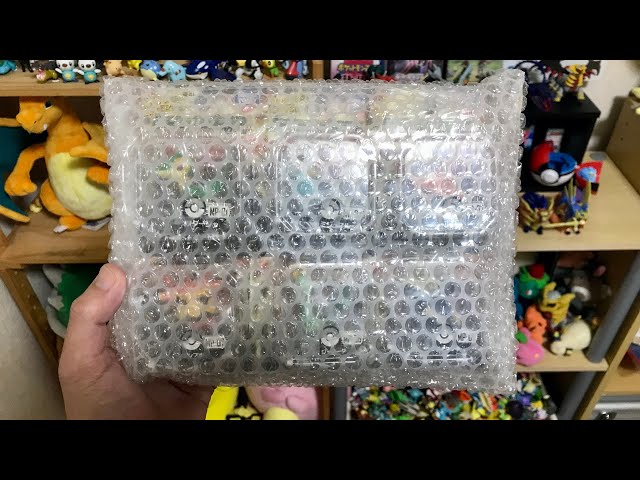届いた廃盤未開封モンコレセットを開封したら・・・【ポケモン】 - YouTube