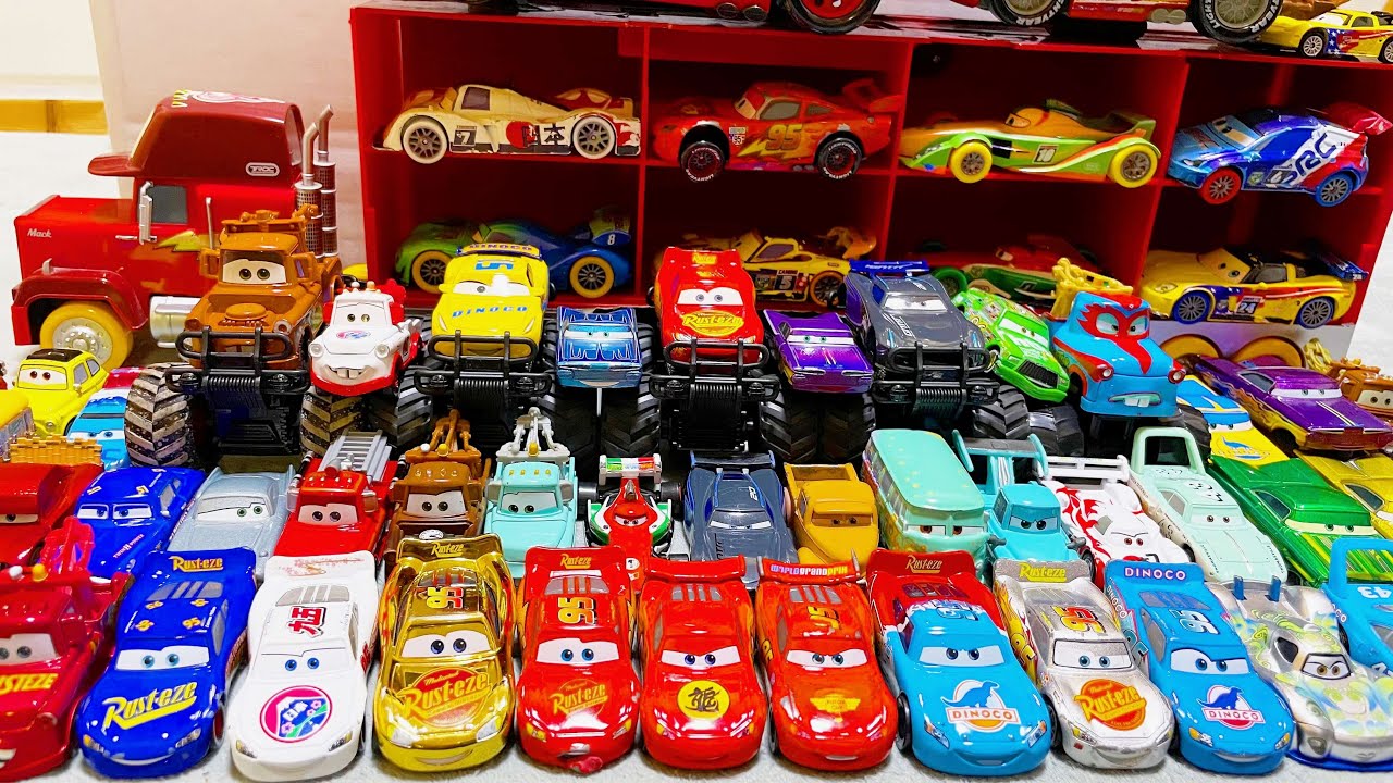 トミカ】カーズのライトニング・マックイーン,メーター、クルーズ