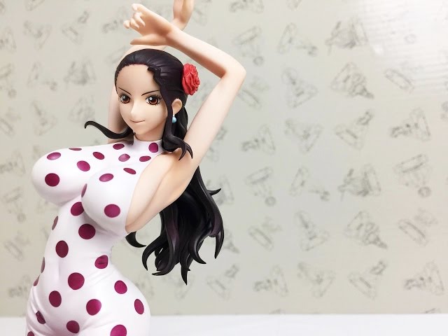 Unboxing & Review of One Piece P.O.P. Sailing Again Viola - YouTube