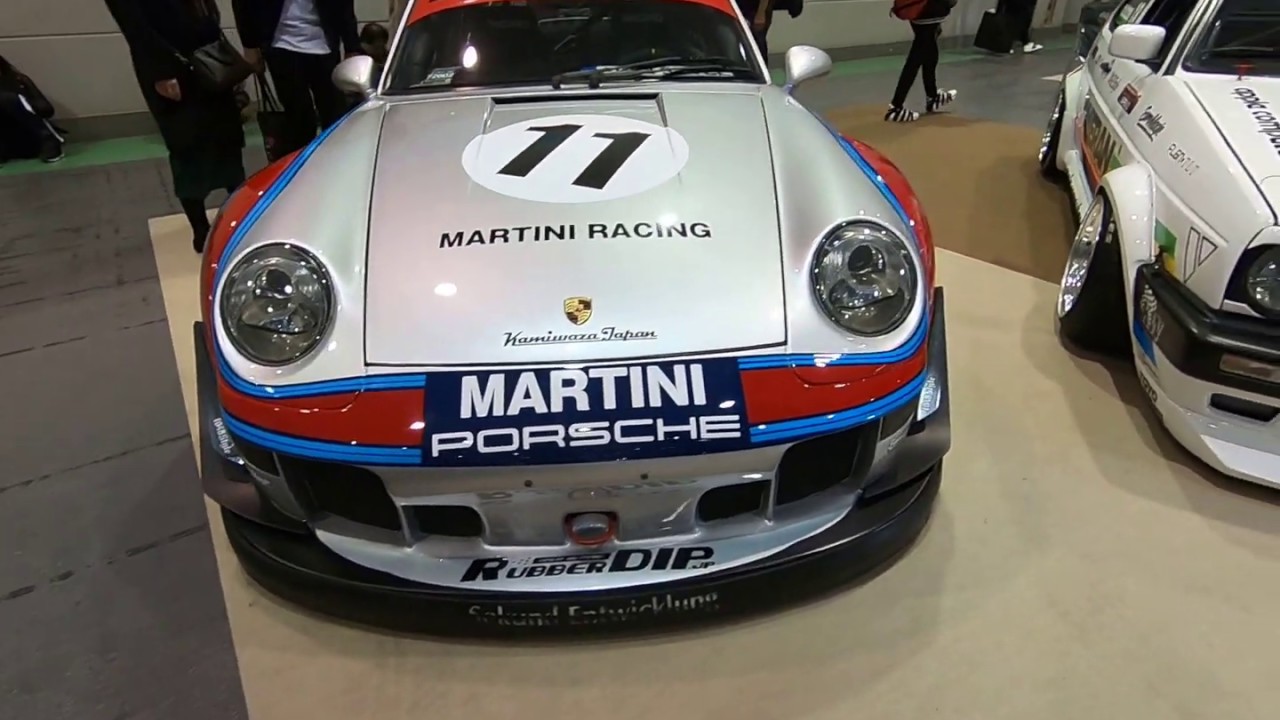 超オーバーフェンダー！マルティニカラーのRWBポルシェ911 | Crazy