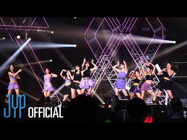 NiziU バズリズム LIVE -10th Anniversary- Behind - YouTube