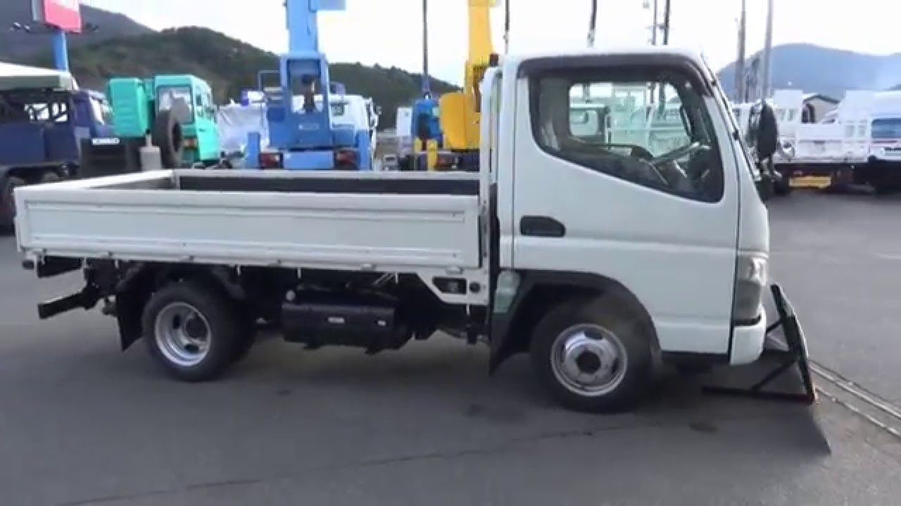 中古トラック 新免対応車 キャンターガッツ 4WD 平ボディ 外装と下回り