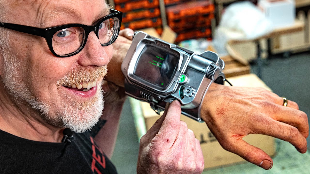 ドラマ“Fallout”の「Pip-Boy 3000 Mk V」を見事に再現するダイキャスト