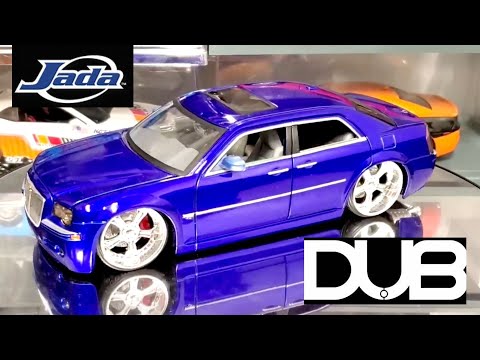 Jada Diecast 1/24 Scale Dub City - Chrysler 300c 5.7 Hemi