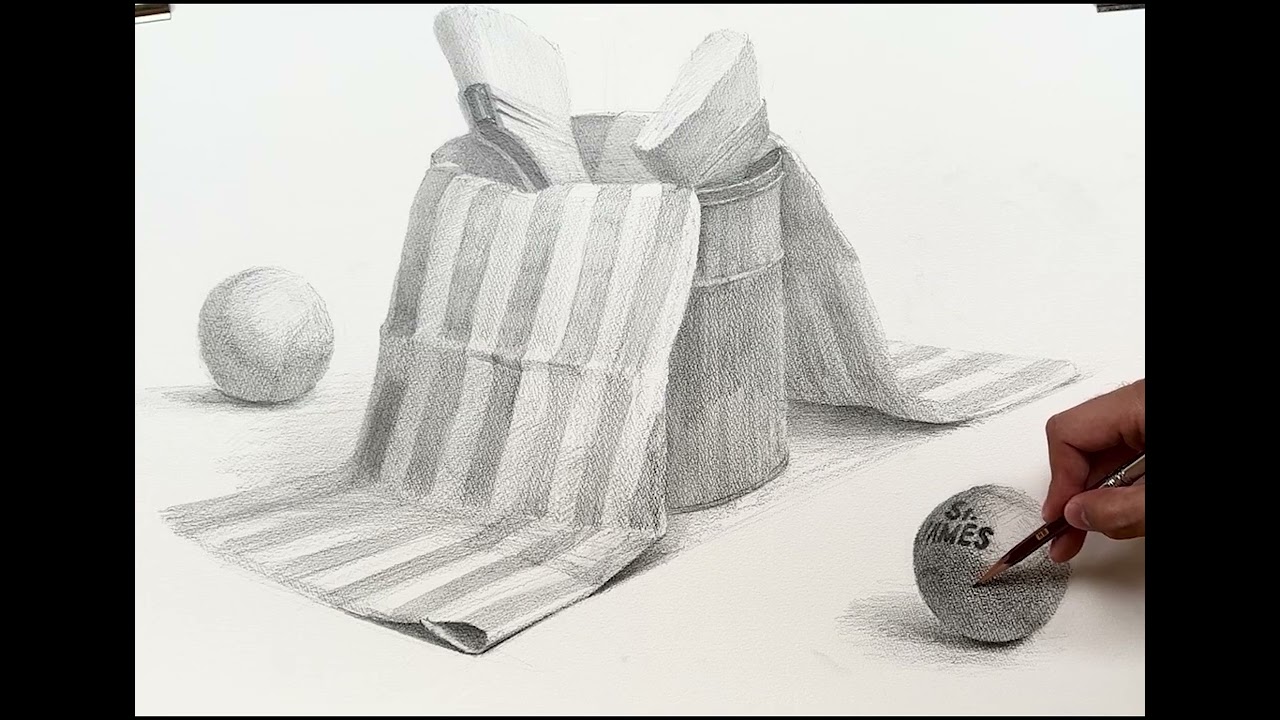 静物デッサン制作プロセス「ストライプ布とテニスボールの静物