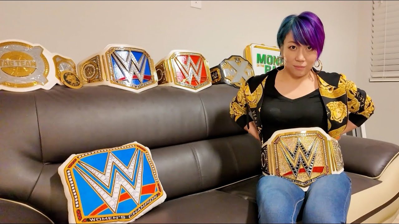 The championship belt arrived. - YouTube