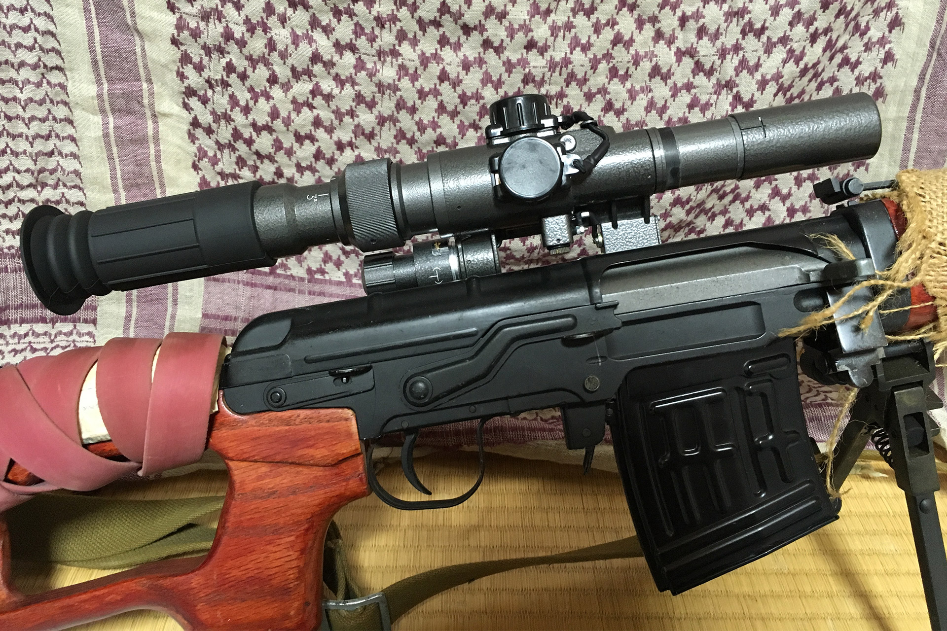 SVD(ドラグノフ)専用可変倍率スコープ、Vector Optics SCFF-16 DRAGNOV