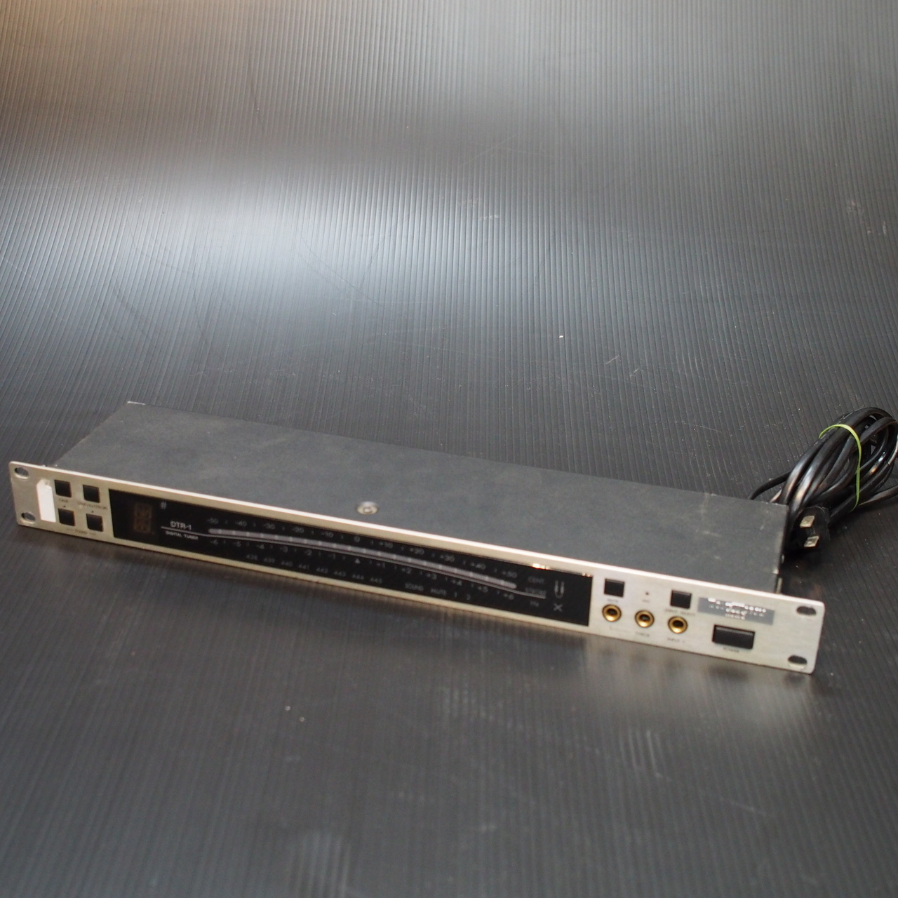 買取情報】ラックタイプ・チューナーの定番モデル『KORG DTR-1 Digital