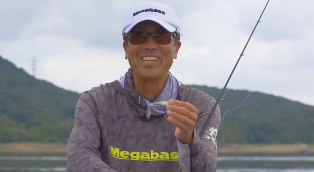 佐藤信治の切り札！メガバスの新型テールスピンジグ「エクスブレイザー