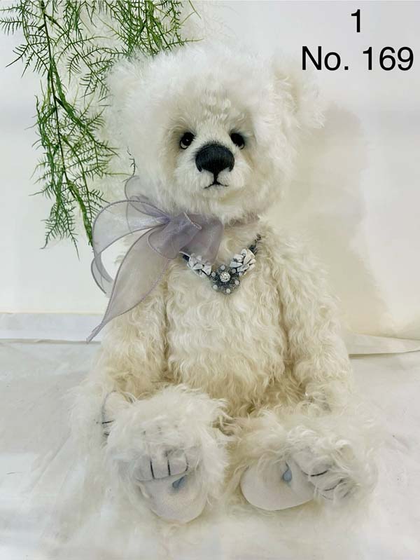 Isabelle Charlie Bear Mrs Mercer 2025