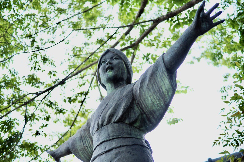 武蔵の里 – 偲フ花