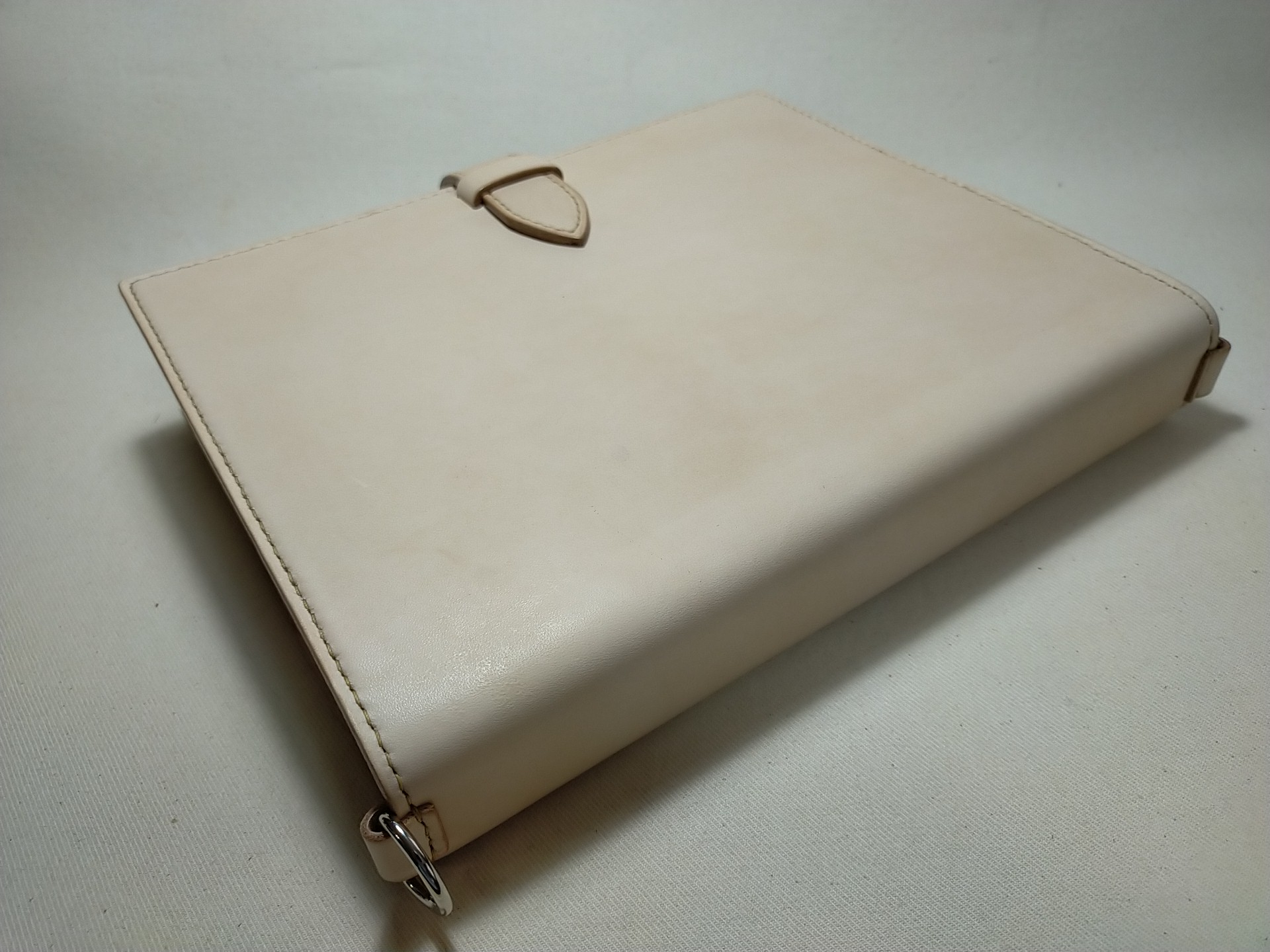 B5ルーズリーフ26穴ヌメ革ナチュラル220714 | 革工房ノーツオーダー