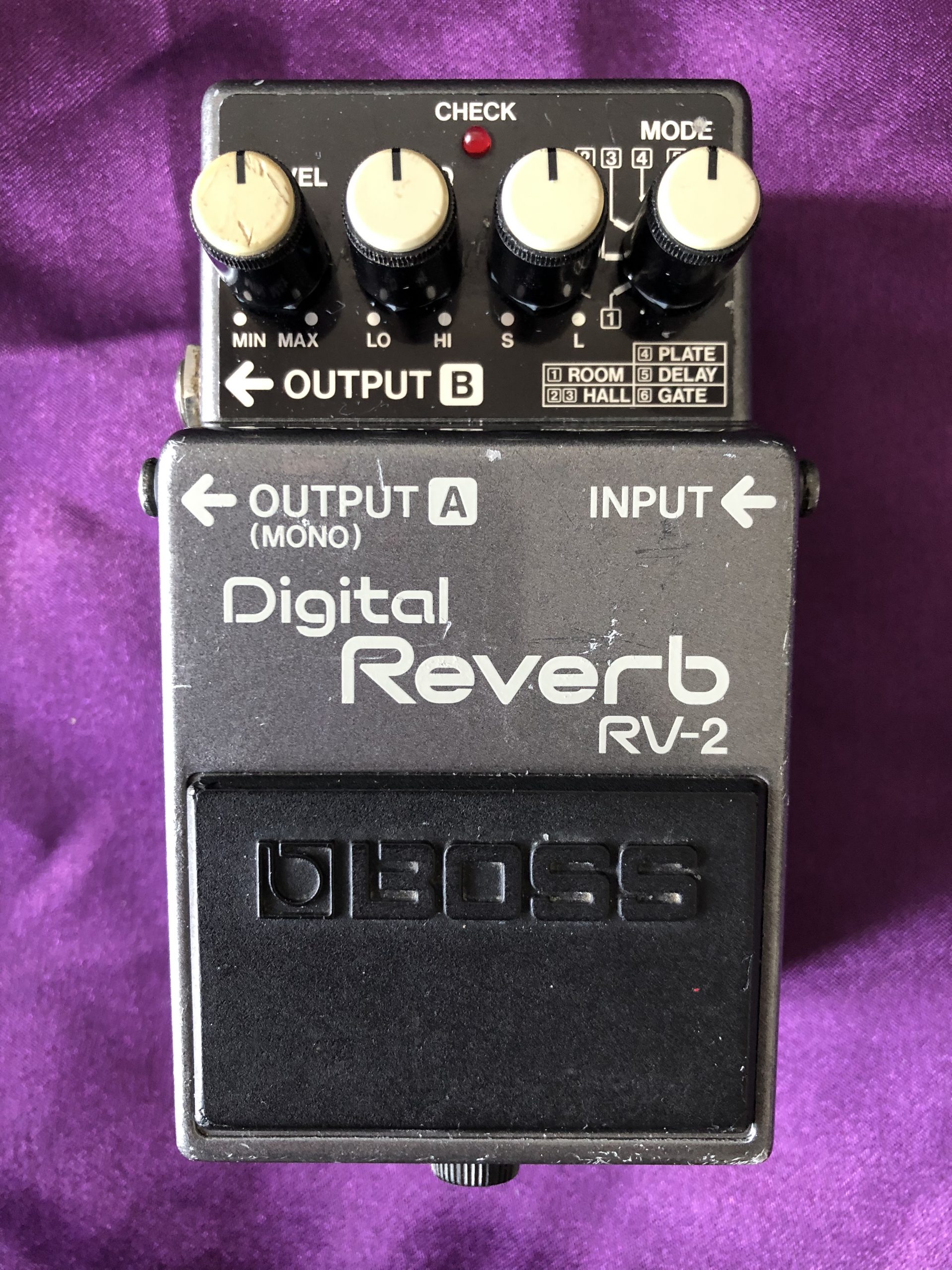 Feature – 1987 BOSS RV 2 Digital Reverb