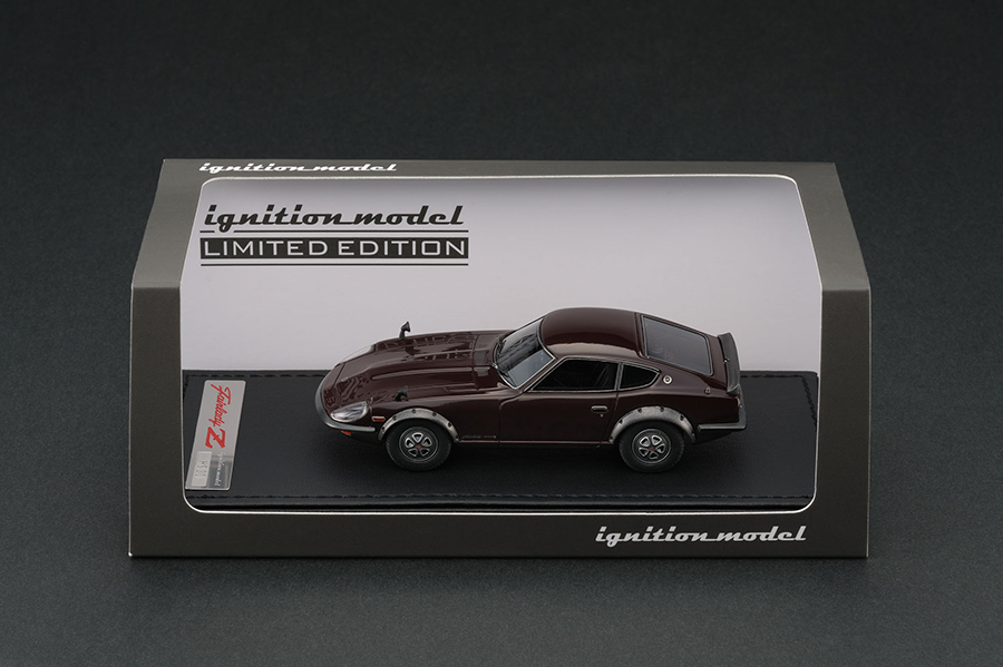 IG0164 1/43 Nissan Fairlady Z-G (HS30) Maroon | LINE UP | ignition