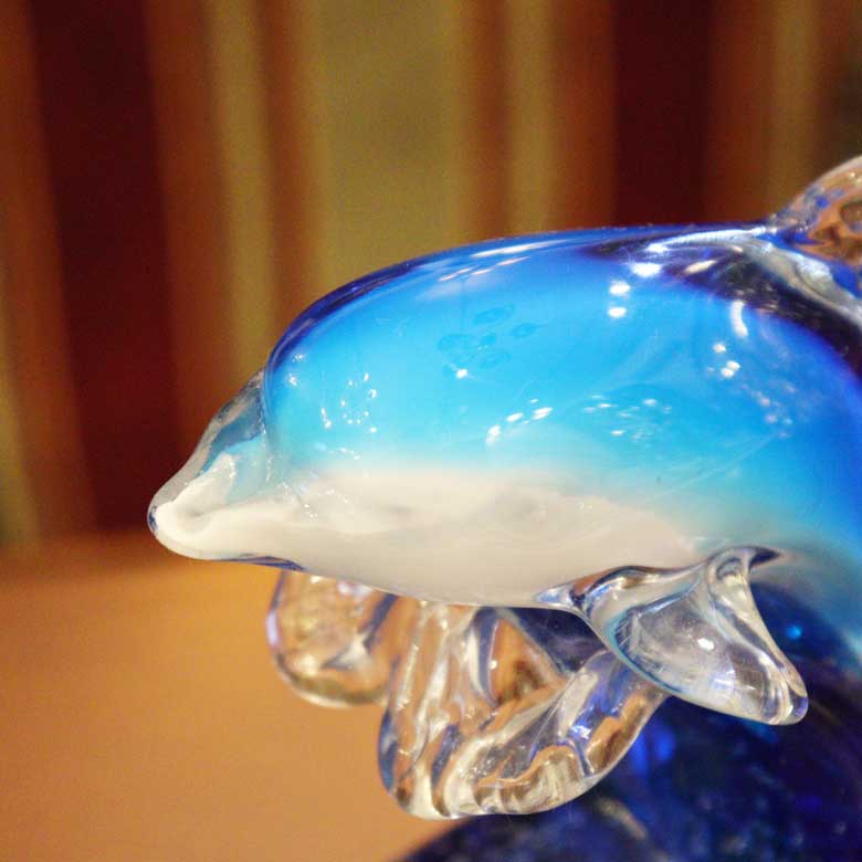 ガラスの置物 イルカ 波乗り ドルフィン オーナメント ガラス雑貨
