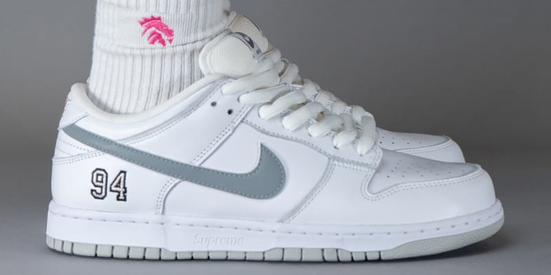 Supreme x Nike SB Dunk Low 