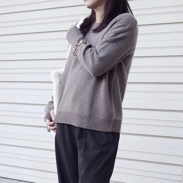 UNIQLO✕ANYA HINDMARCH】カシミヤクルーネックセーター | Marisol